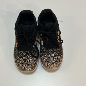 Women's‎ Athletic Works Black/Gold Mesh Sport casual Sneakers sz 7.5